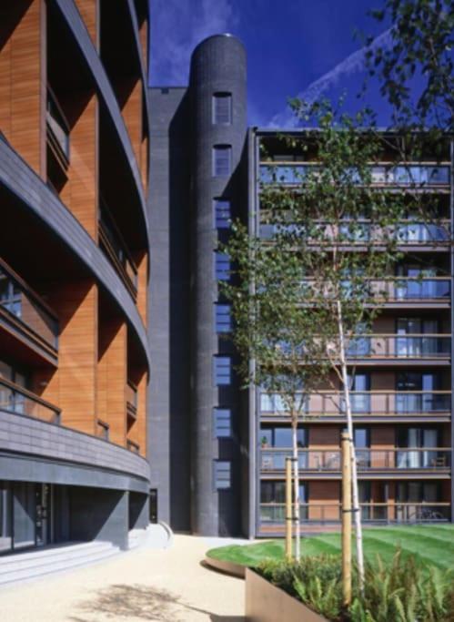 O2 Excel City Airport Apartment Londres Exterior foto