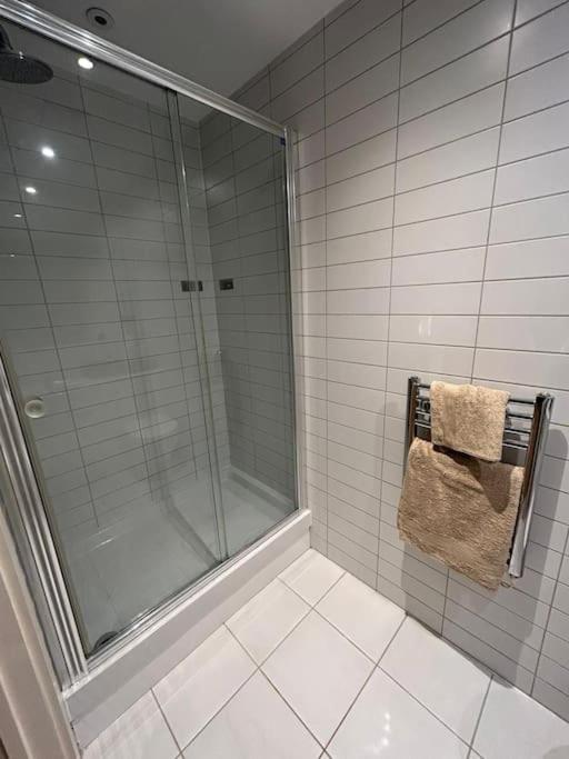 O2 Excel City Airport Apartment Londres Exterior foto